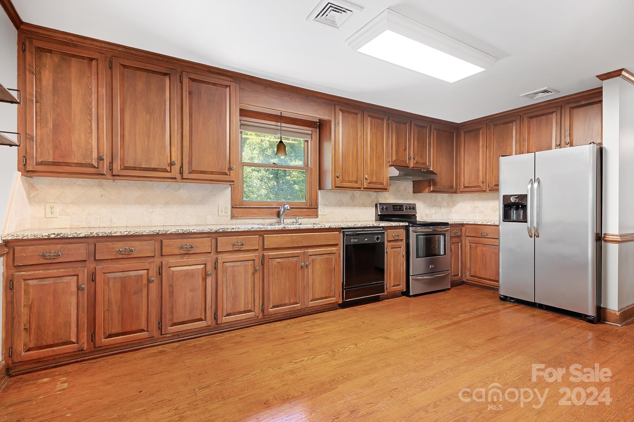 195 Paradise Peninsula Road Mooresville, NC 28117 - Photo 6 of 42