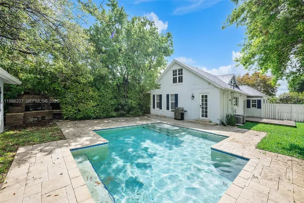 $8,500 | 285 Northeast 105th Street, Miami Shores, FL 33138