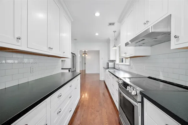 $8,500 | 285 Northeast 105th Street, Miami Shores, FL 33138