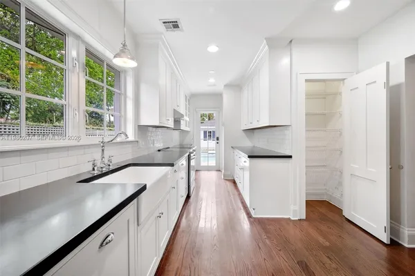 $8,500 | 285 Northeast 105th Street, Miami Shores, FL 33138