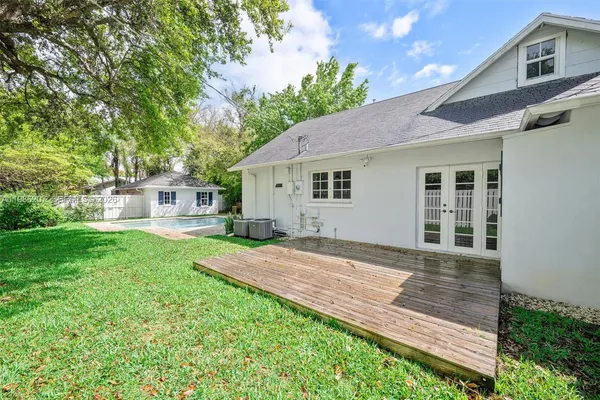 $8,500 | 285 Northeast 105th Street, Miami Shores, FL 33138