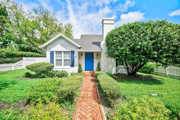 $8,500 | 285 Northeast 105th Street, Miami Shores, FL 33138