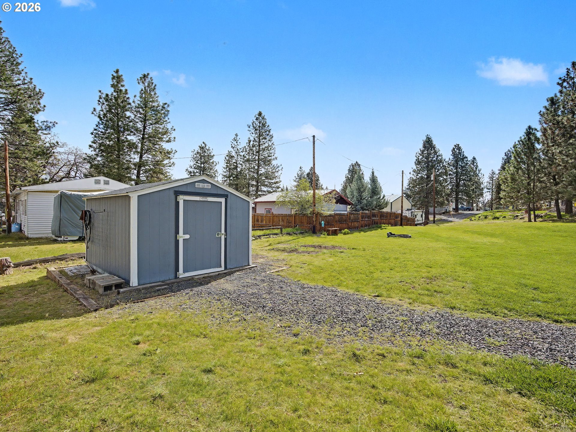 222 South Oak Road Tygh Valley, OR 97063 - Photo 35 of 48