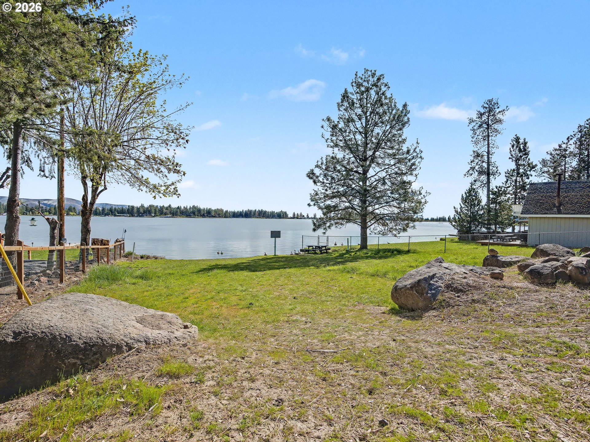 222 South Oak Road Tygh Valley, OR 97063 - Photo 41 of 48