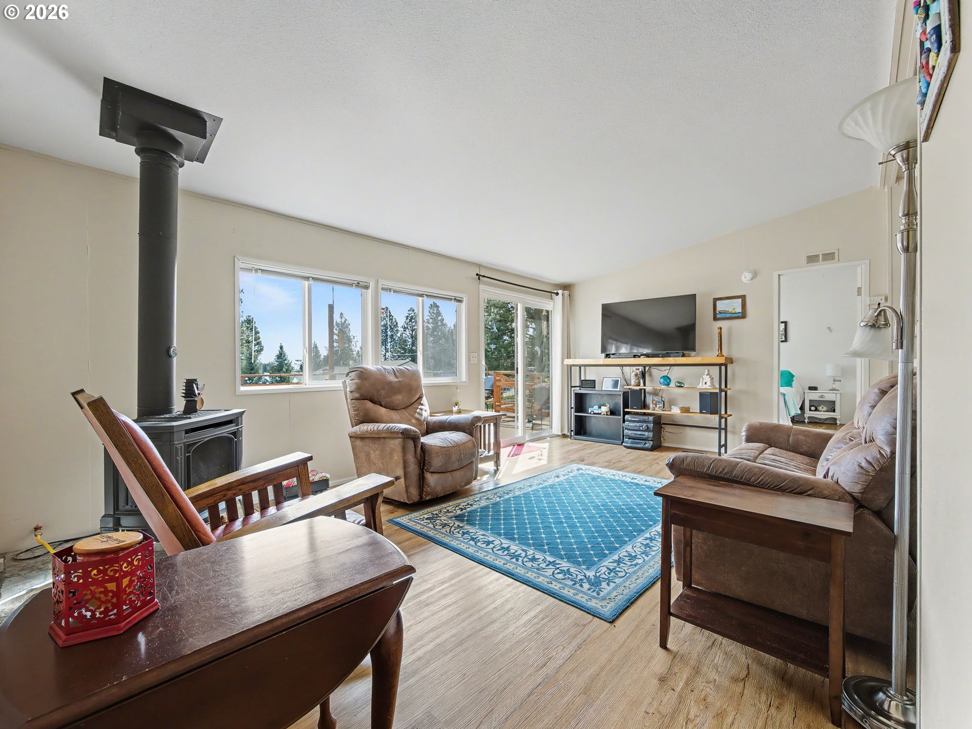 222 South Oak Road Tygh Valley, OR 97063 - Photo 9 of 48