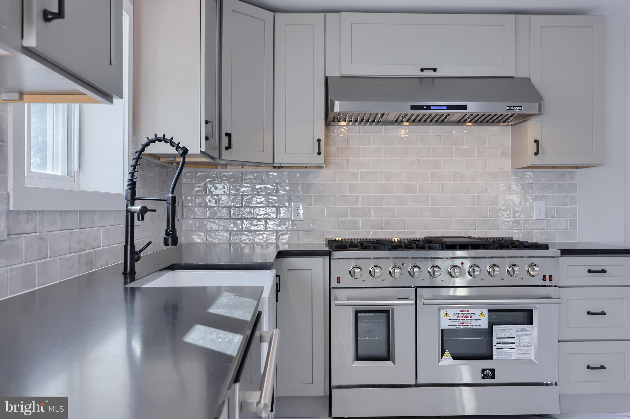 124 Millersville Road Lancaster, PA 17603 - Photo 7 of 32