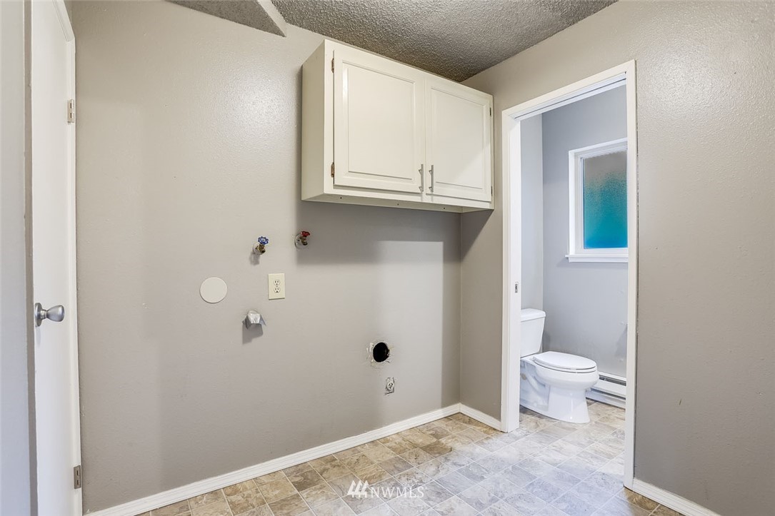 310 R Street Southeast Auburn, WA 98002 - Photo 15 of 23 Gallery Image 15