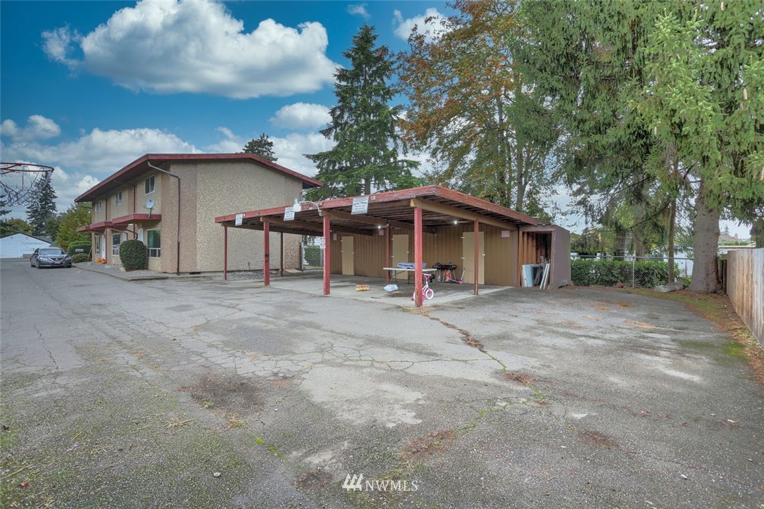 310 R Street Southeast Auburn, WA 98002 - Photo 4 of 23 Gallery Image 4