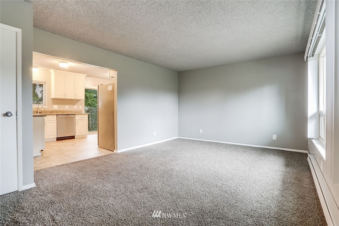 310 R Street Southeast Auburn, WA 98002 - Photo 7 of 23 Gallery Image 7