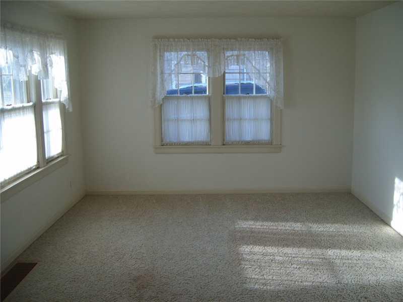 147 North Nursery Road Anderson, IN 46012 - Photo 4 of 7