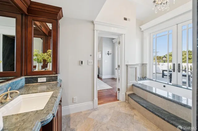 $6,995,000 | 729 Douglass Street, San Francisco, CA 94114