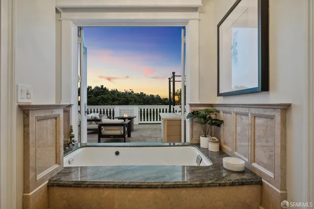 $6,995,000 | 729 Douglass Street, San Francisco, CA 94114