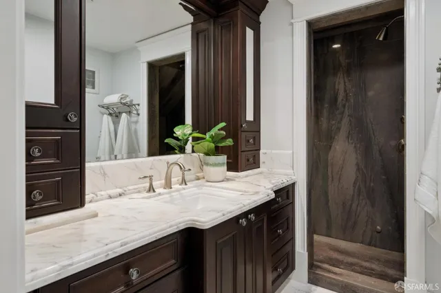 $6,995,000 | 729 Douglass Street, San Francisco, CA 94114