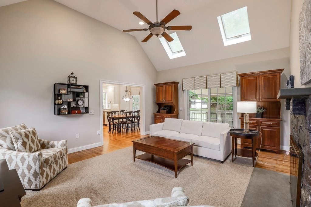 5 Hawthorne Road Shrewsbury, MA 01545 - Photo 11 of 40 Gallery Image 11
