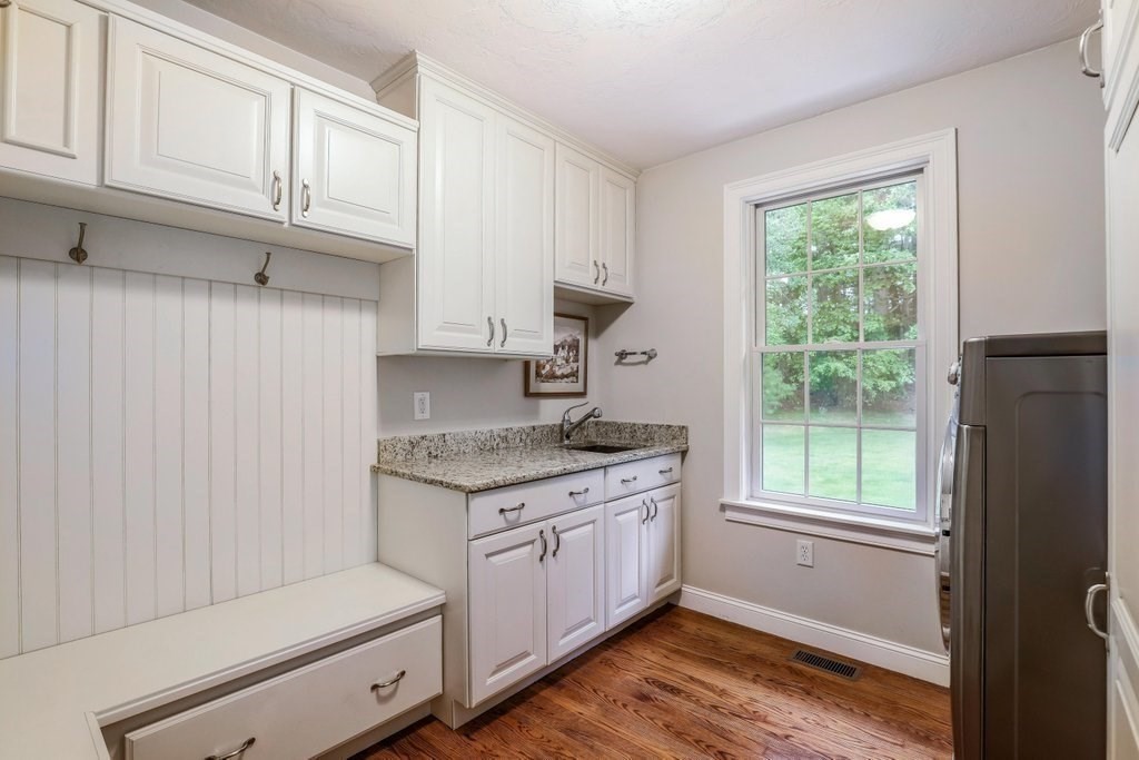 5 Hawthorne Road Shrewsbury, MA 01545 - Photo 16 of 40 Gallery Image 16