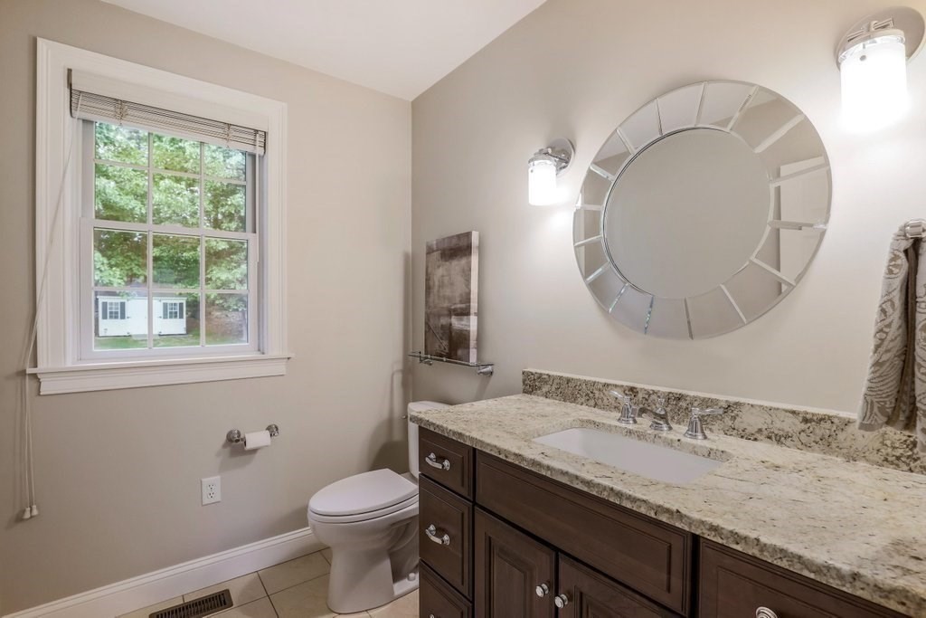 5 Hawthorne Road Shrewsbury, MA 01545 - Photo 17 of 40 Gallery Image 17