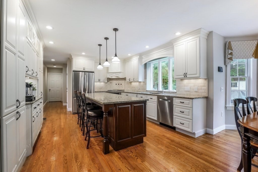 5 Hawthorne Road Shrewsbury, MA 01545 - Photo 2 of 40 Gallery Image 2