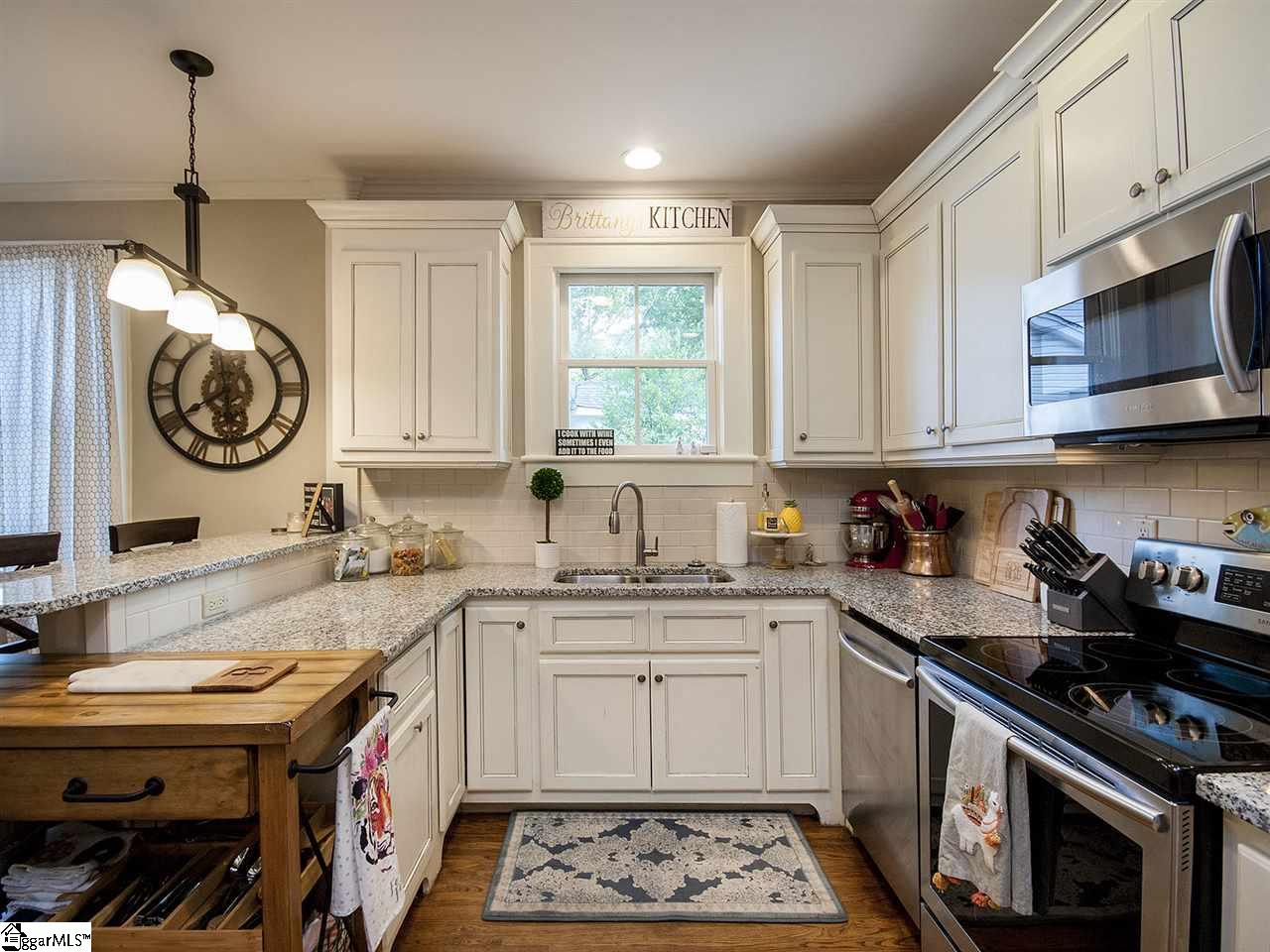 205 West Faris Road Greenville, SC 29605 - Photo 12 of 36 Gallery Image 12