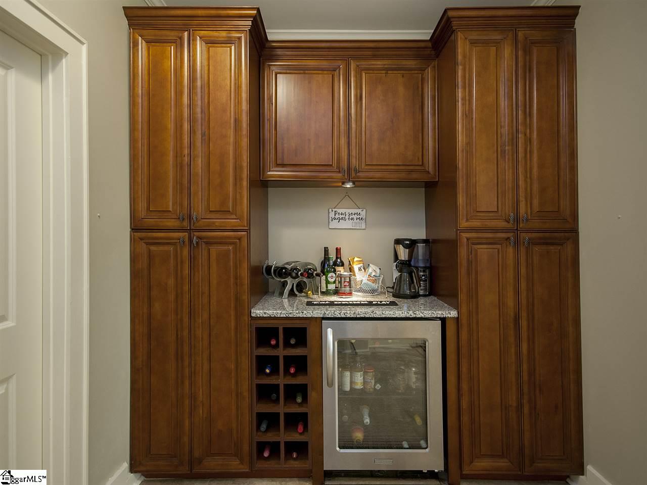 205 West Faris Road Greenville, SC 29605 - Photo 15 of 36 Gallery Image 15