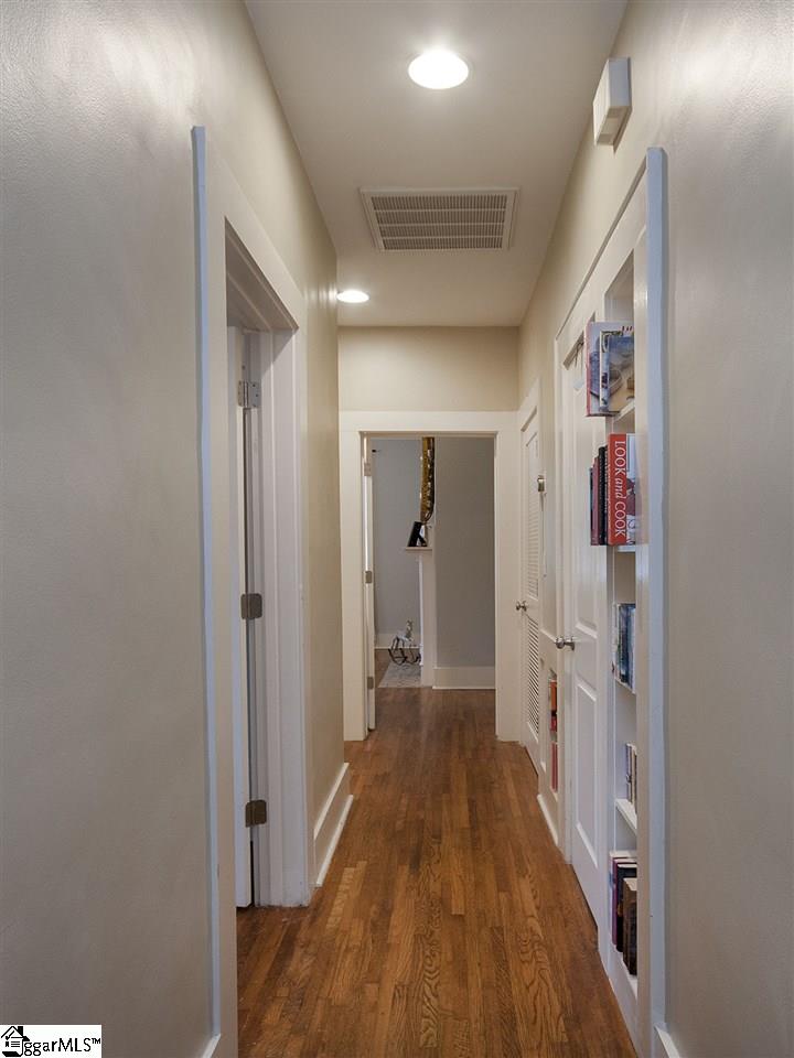 205 West Faris Road Greenville, SC 29605 - Photo 17 of 36 Gallery Image 17