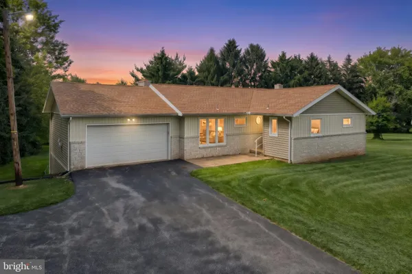 $230,000 | 2071 Palomino Road, Dover, PA 17315
