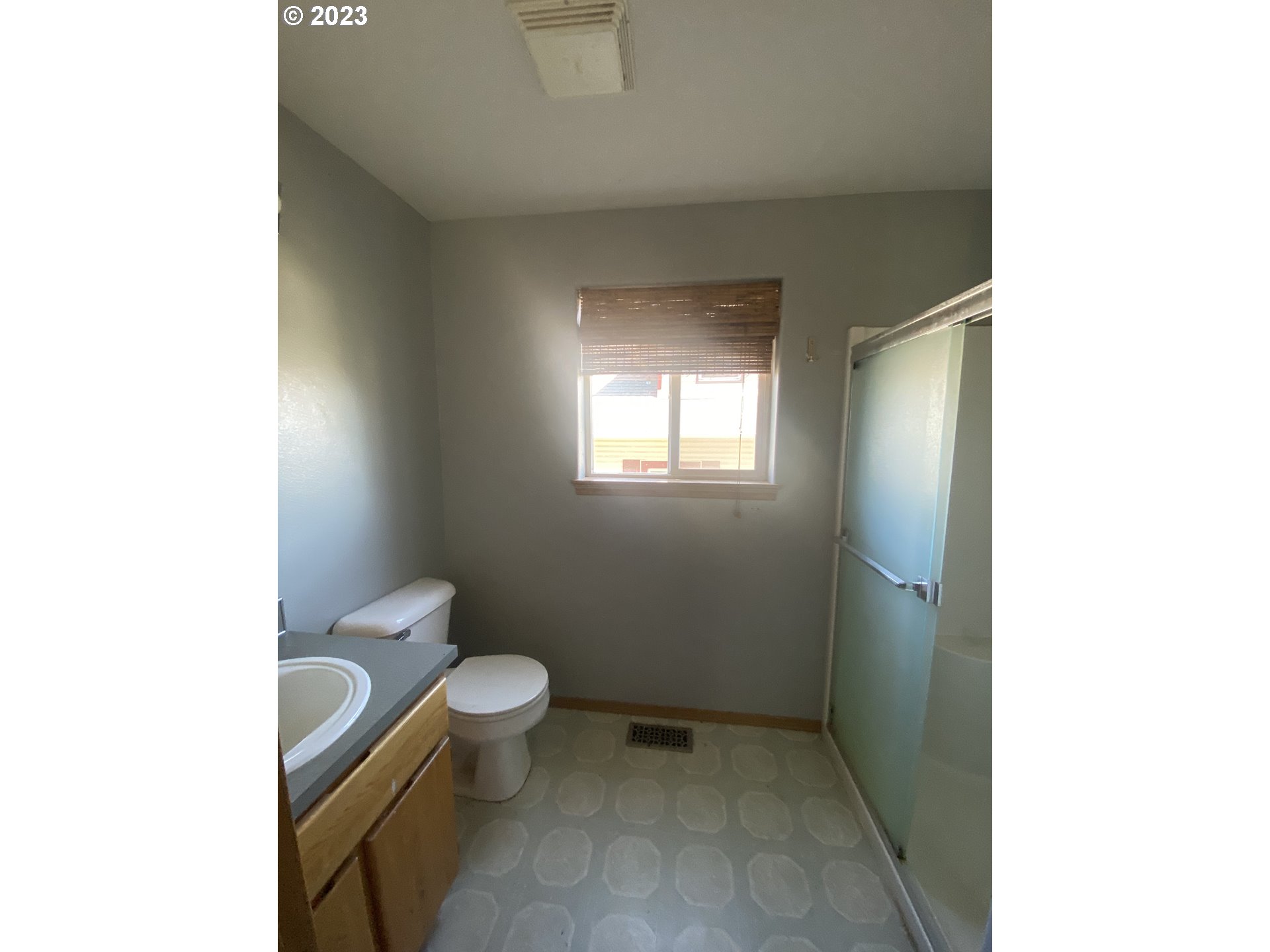 304 Center Street Mosier, OR 97040 - Photo 14 of 25 Gallery Image 14