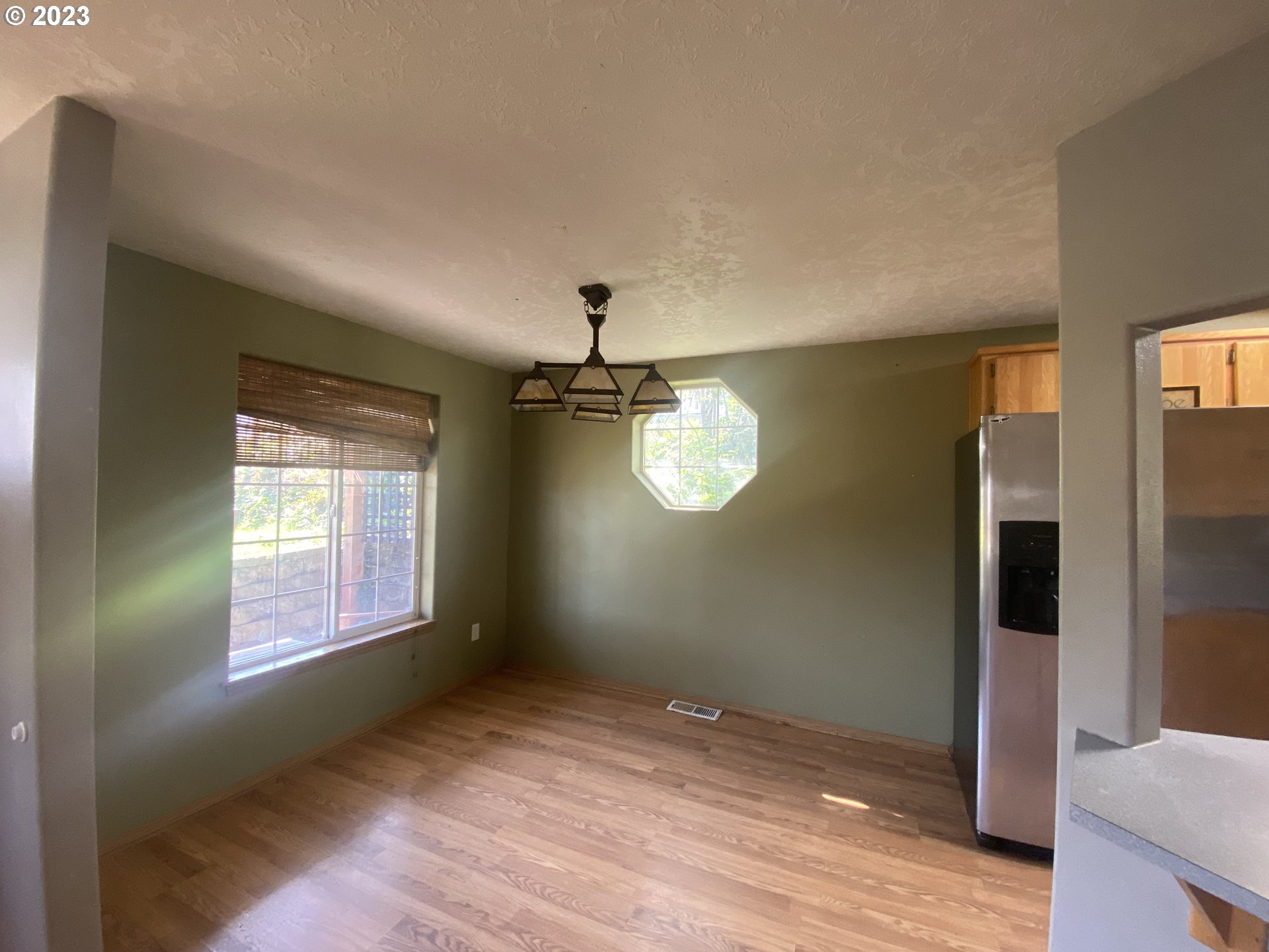 304 Center Street Mosier, OR 97040 - Photo 8 of 25 Gallery Image 8