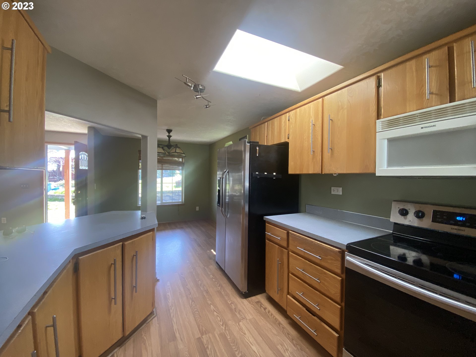 304 Center Street Mosier, OR 97040 - Photo 10 of 25 Gallery Image 10