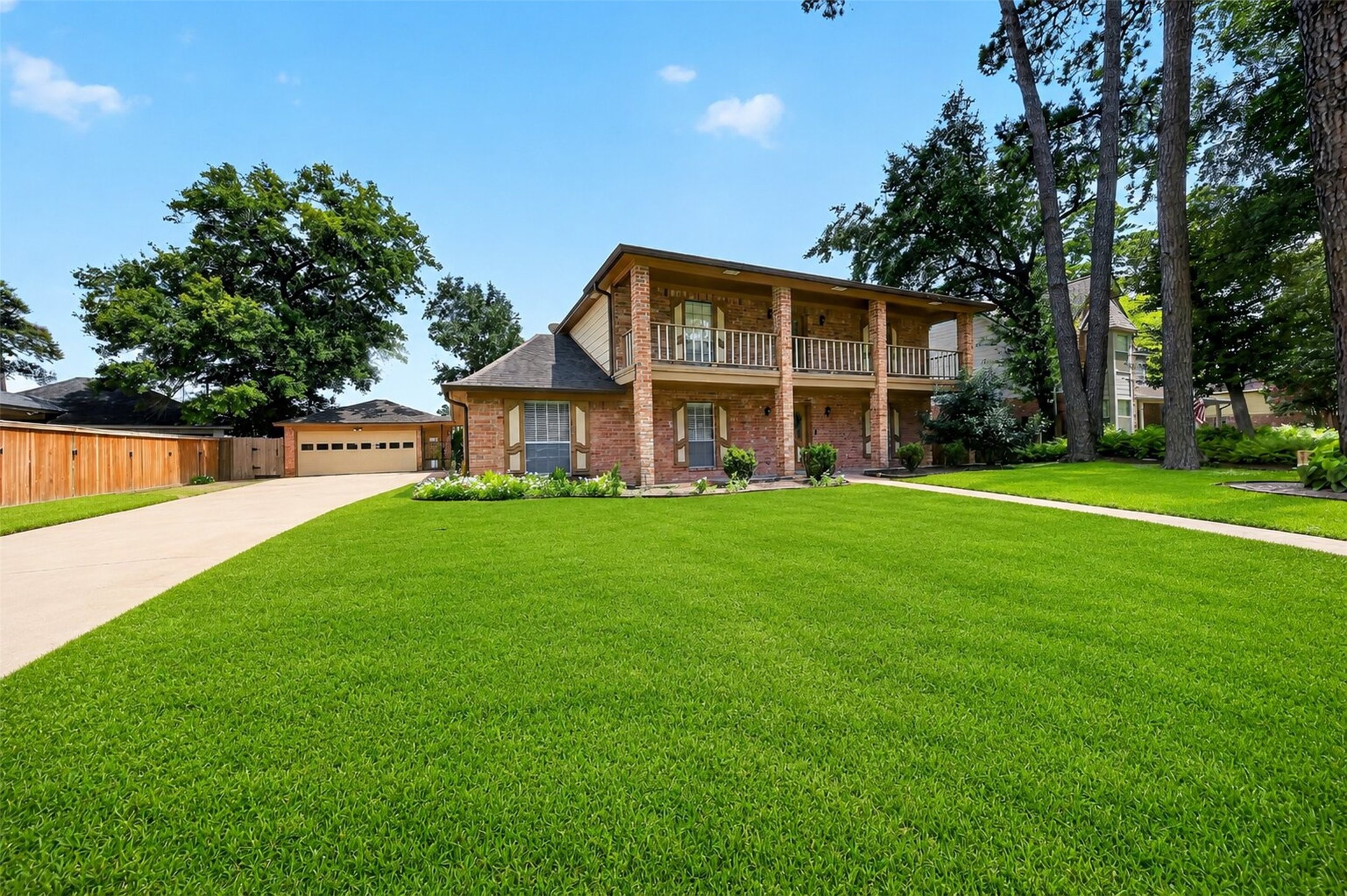 6507 Spring Leaf Drive Spring, TX 77379 - Photo 35 of 50 Front picture of the home. Large front yard with plenty of room for playing.