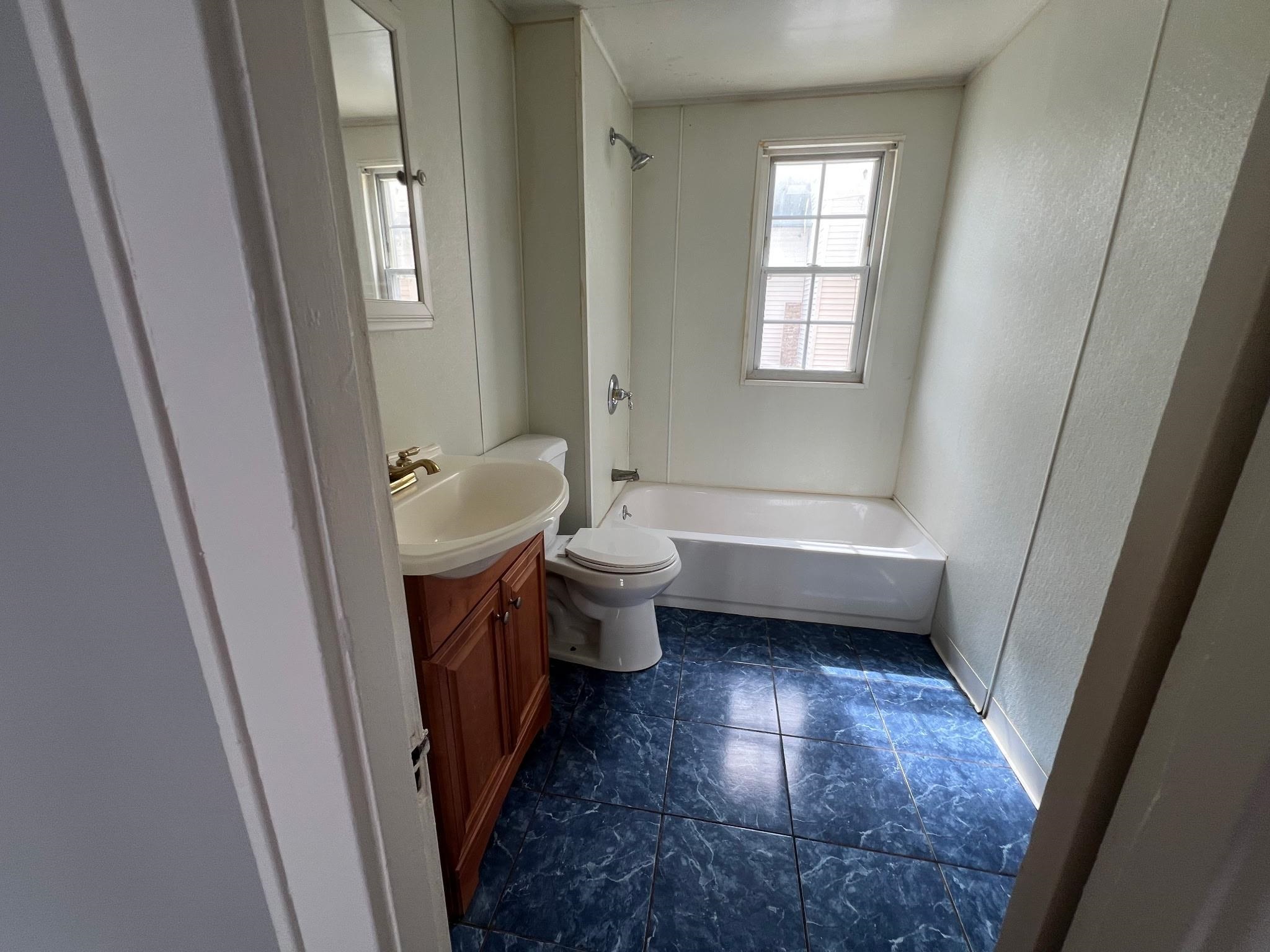 55 High Street, Unit 2 Manchester, NH 03104 - Photo 10 of 10