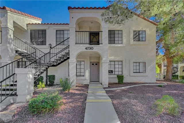 $1,295 | 4730 Nara Vista Way, Unit 202, Las Vegas, NV 89103
