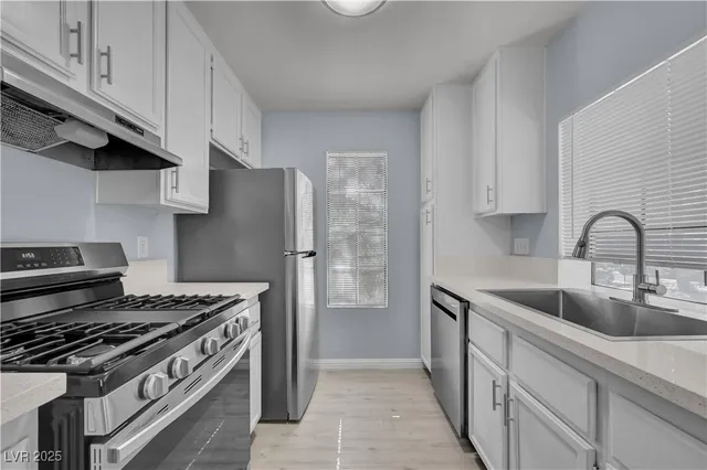 $1,295 | 4730 Nara Vista Way, Unit 202, Las Vegas, NV 89103