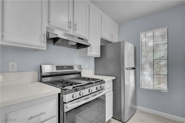 $1,295 | 4730 Nara Vista Way, Unit 202, Las Vegas, NV 89103