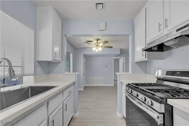 $1,295 | 4730 Nara Vista Way, Unit 202, Las Vegas, NV 89103