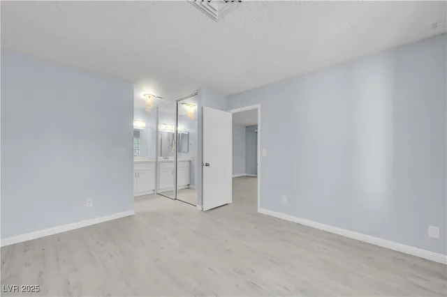 $1,295 | 4730 Nara Vista Way, Unit 202, Las Vegas, NV 89103