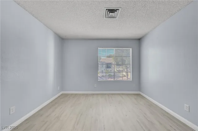 $1,295 | 4730 Nara Vista Way, Unit 202, Las Vegas, NV 89103