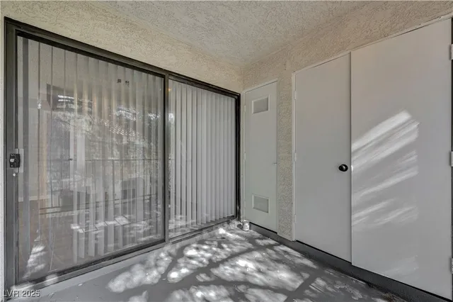$1,295 | 4730 Nara Vista Way, Unit 202, Las Vegas, NV 89103