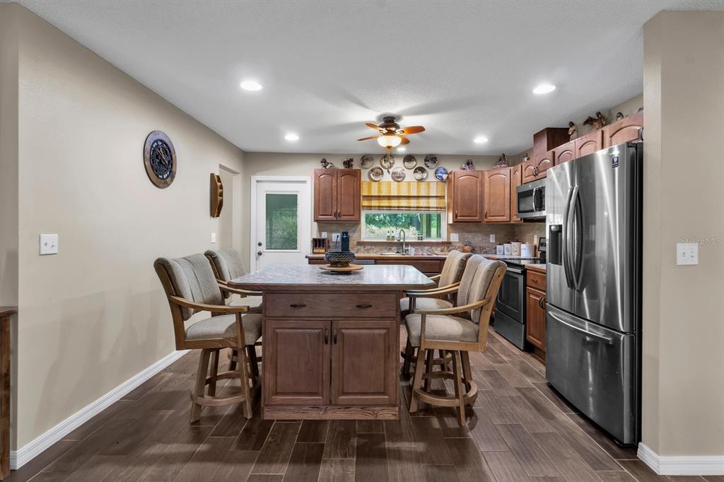 619 Little Wekiva Road Altamonte Springs, FL 32714 - Photo 8 of 35 Kitchen