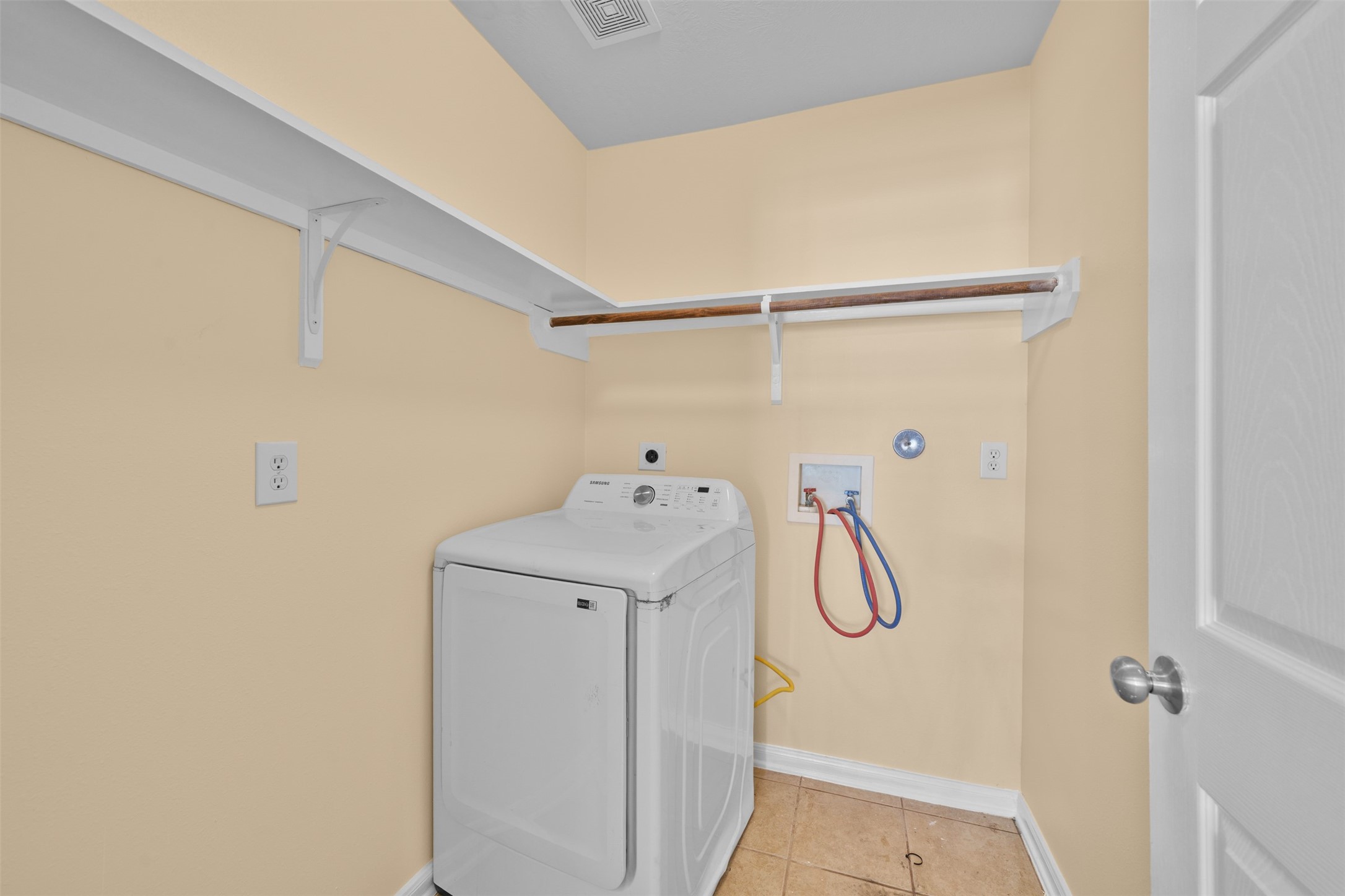 12119 Lakewood Villa Drive Tomball, TX 77377 - Photo 17 of 19 a bathroom with a shower