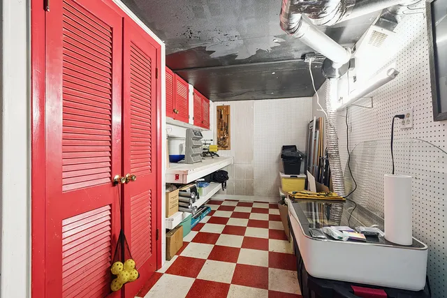 $670,000 | 1108 Plaza Drive, New Lenox, IL 60451