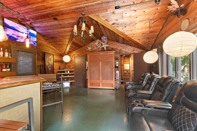 $670,000 | 1108 Plaza Drive, New Lenox, IL 60451