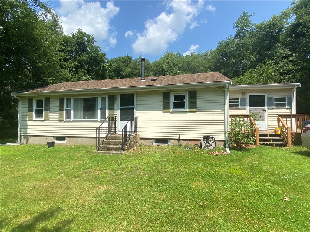 345 Snuff Mill Road North Kingstown, RI 02874 - Photo 1 of 20 Gallery Image 1