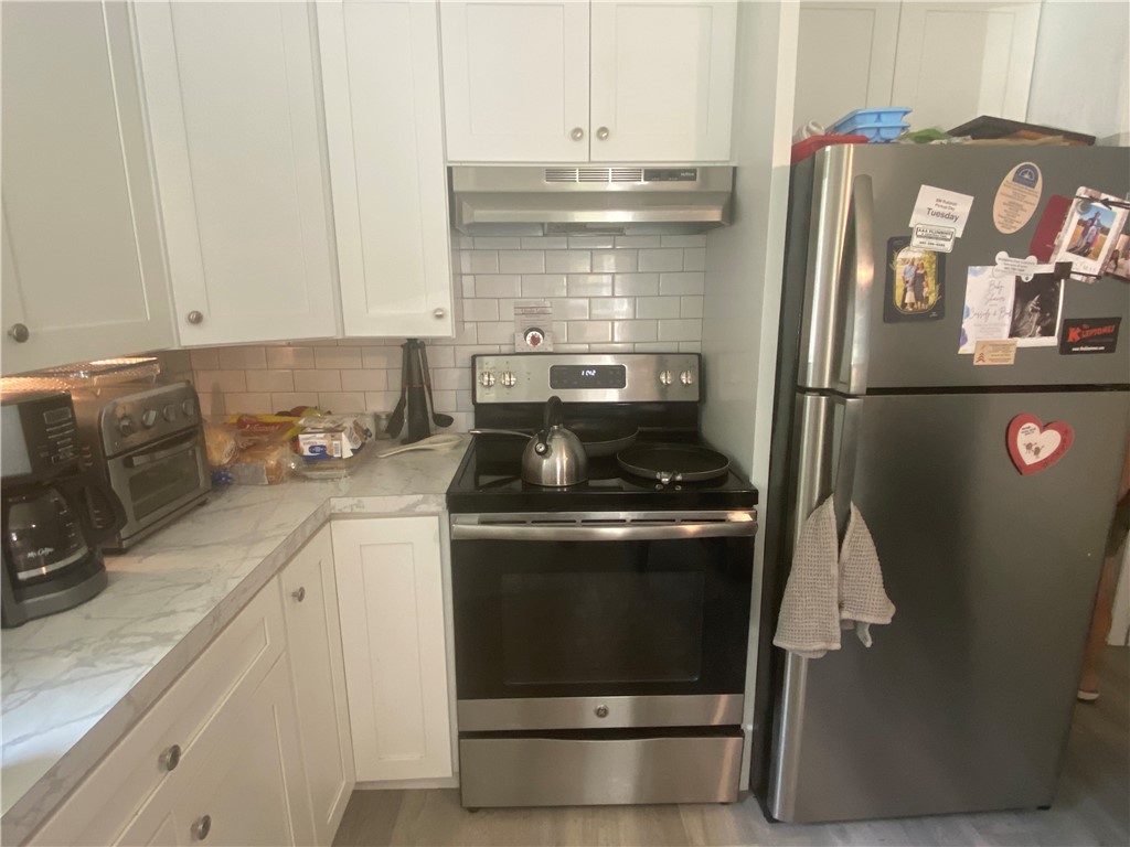 345 Snuff Mill Road North Kingstown, RI 02874 - Photo 4 of 20 Gallery Image 4