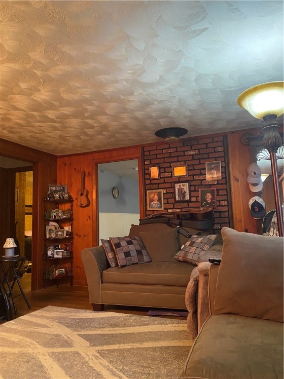 345 Snuff Mill Road North Kingstown, RI 02874 - Photo 6 of 20 Gallery Image 6