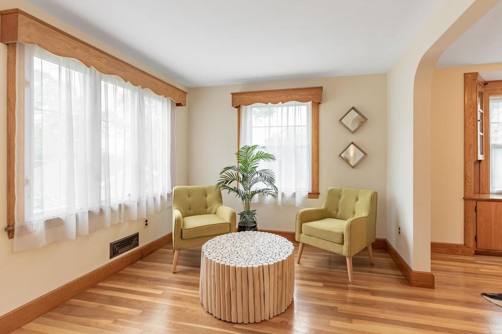 20 Mt Zion Road Melrose, MA 02176 - Photo 7 of 28 Gallery Image 7