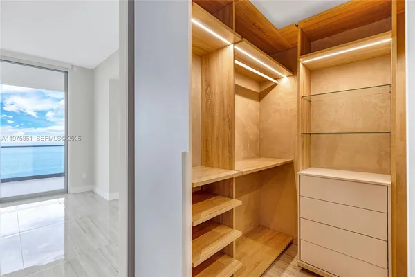 $18,000 | 18975 Collins Avenue, Unit 4604, Sunny Isles Beach, FL 33160
