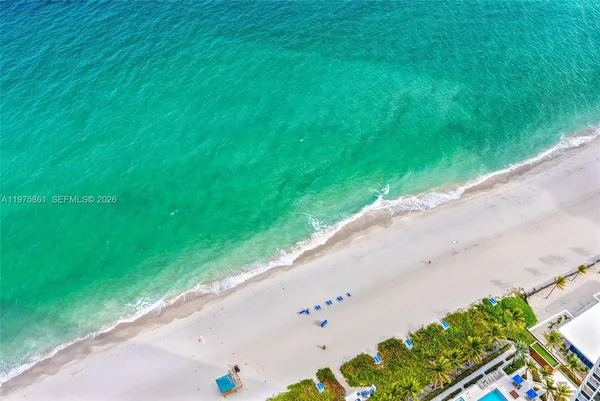$18,000 | 18975 Collins Avenue, Unit 4604, Sunny Isles Beach, FL 33160