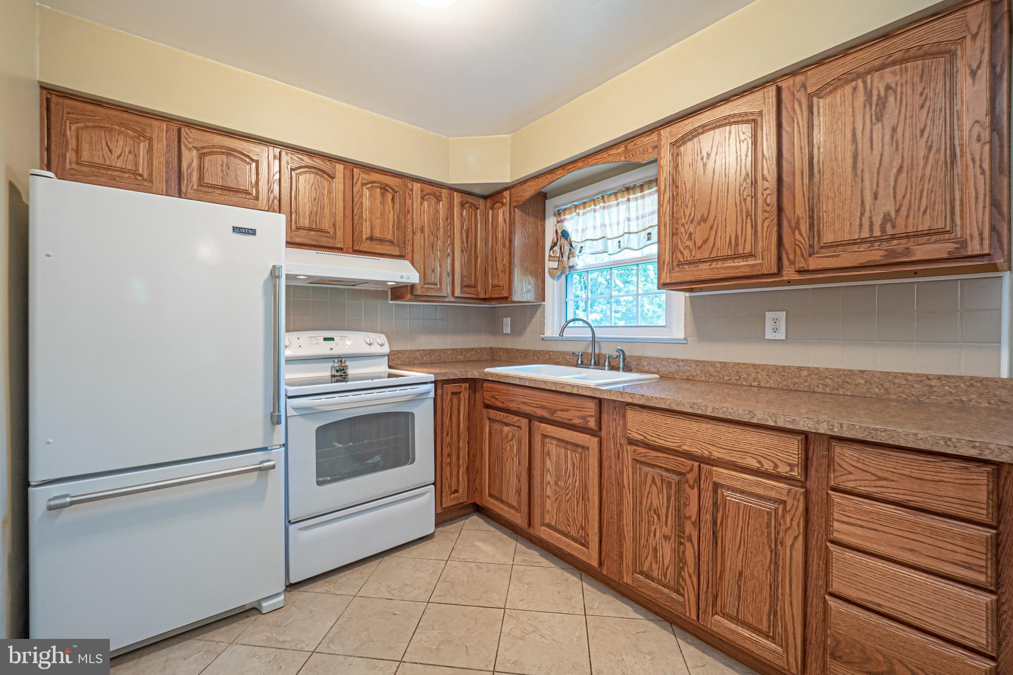 321 Harry Road Coatesville, PA 19320 - Photo 6 of 32 Gallery Image 6