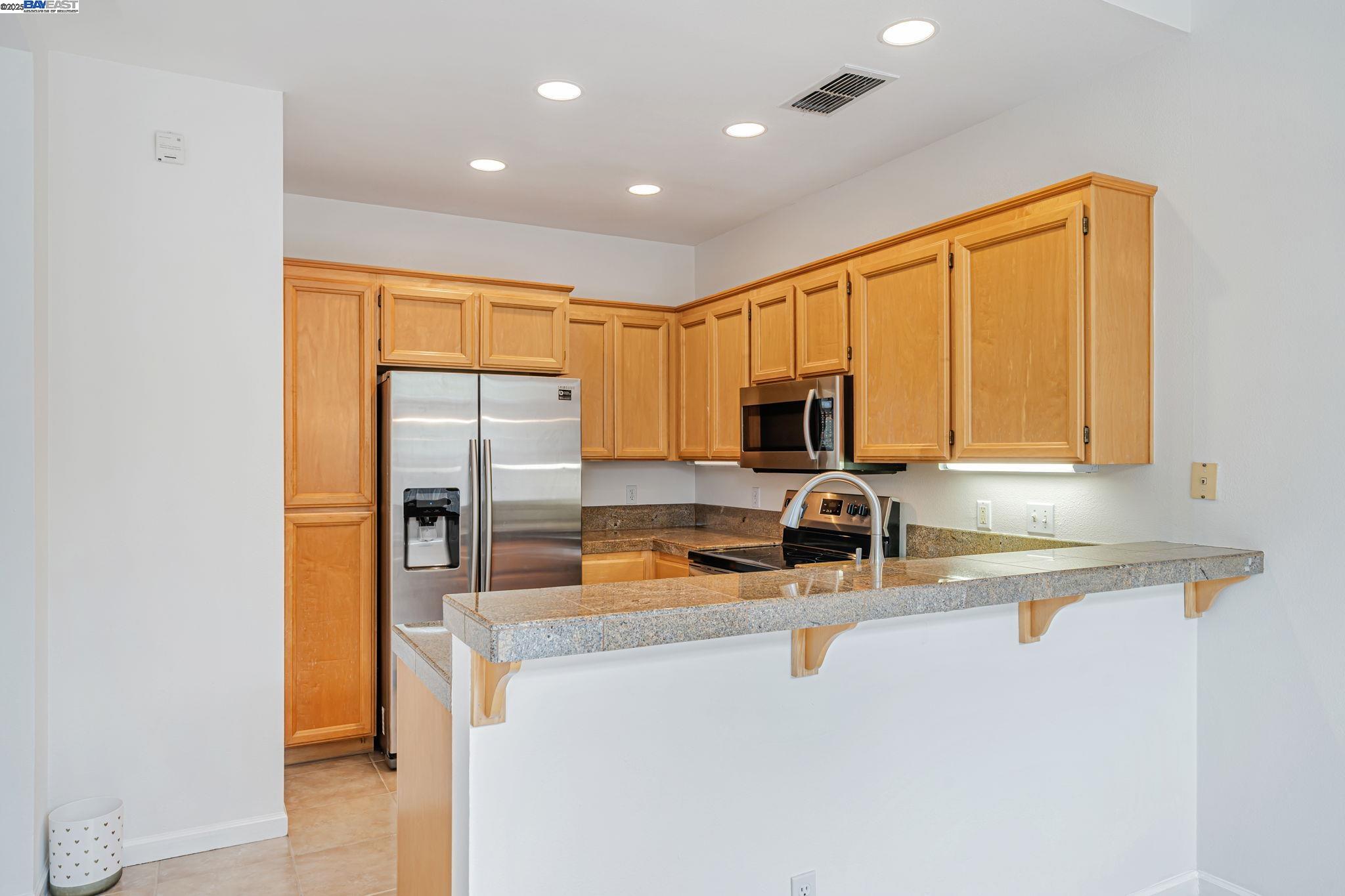 4251 Lucero Court Pleasanton, CA 94588 - Photo 6 of 30