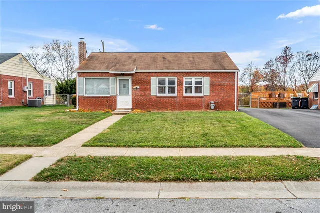 $284,995 | 327 Pennewill Drive, New Castle, DE 19720